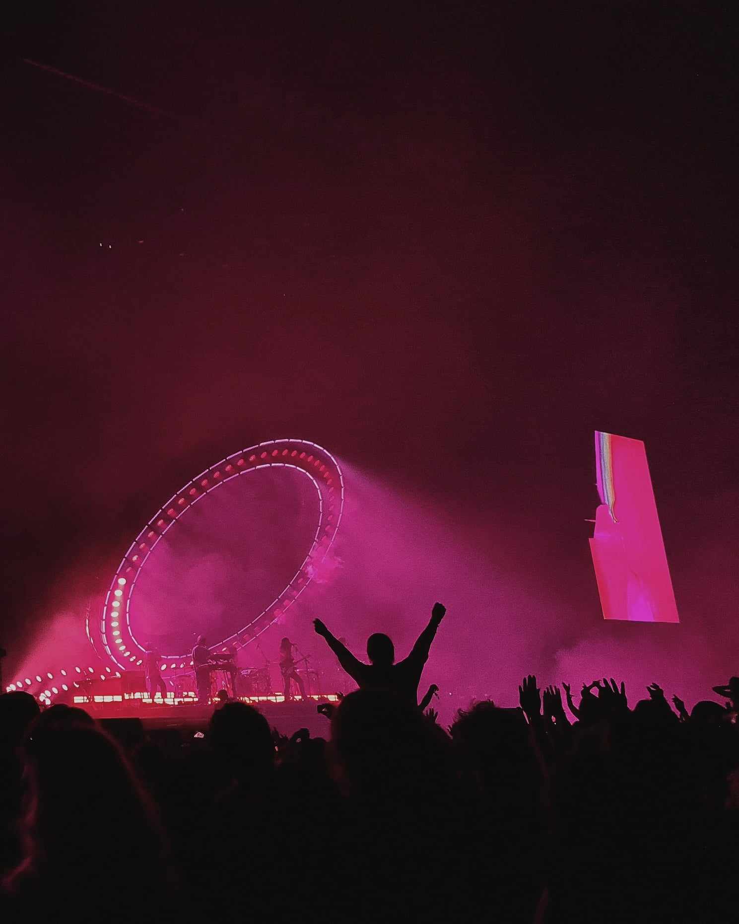 sfeerbeeld van Tame Impala concert op Pukkelpop 2022